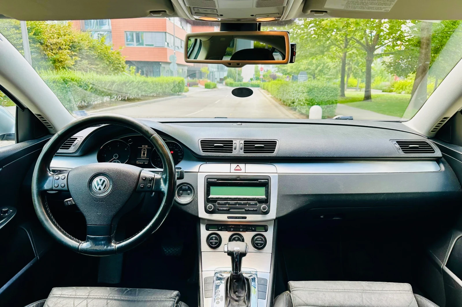 VW Passat B6 2.0 TDI Common Rail DSG - изображение 8