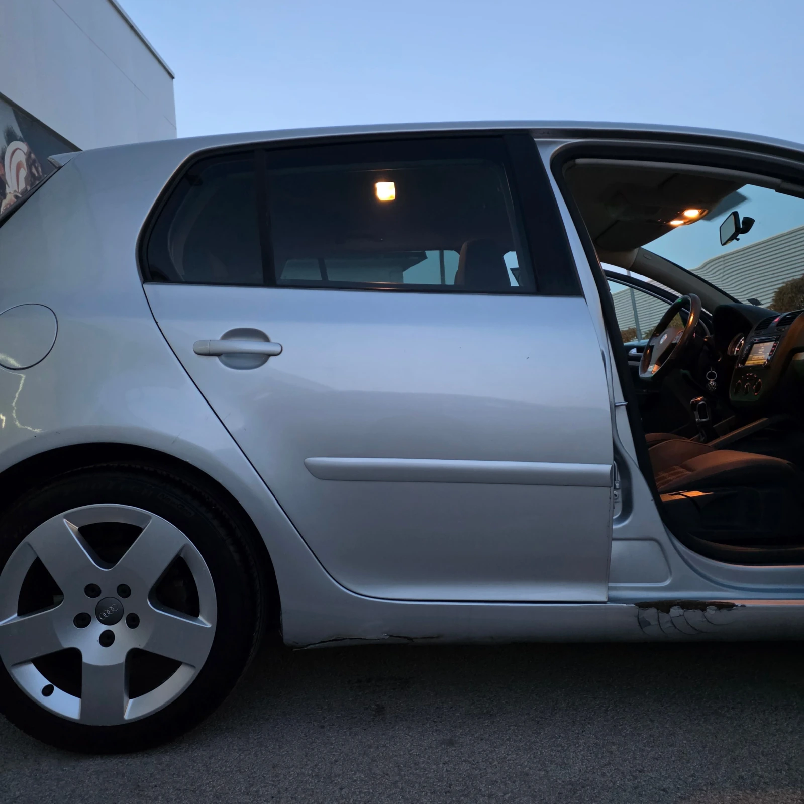 VW Golf V 2.0 TDI BMM 4motion 2008 - изображение 6