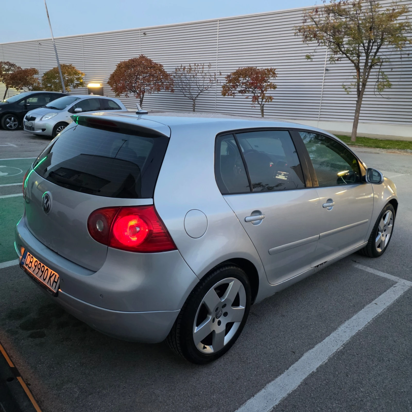 VW Golf V 2.0 TDI BMM 4motion 2008 - изображение 3