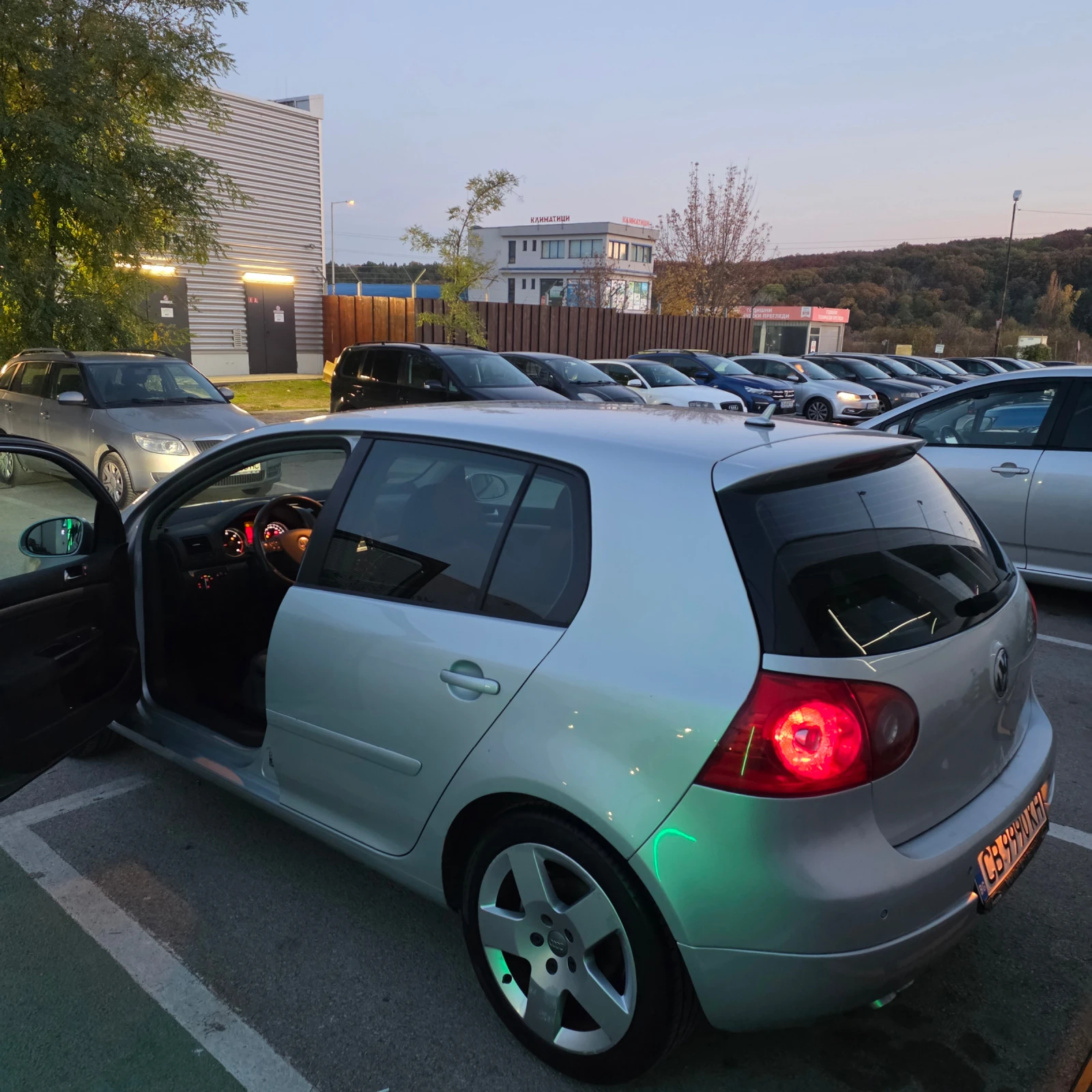 VW Golf V 2.0 TDI BMM 4motion 2008 - изображение 4