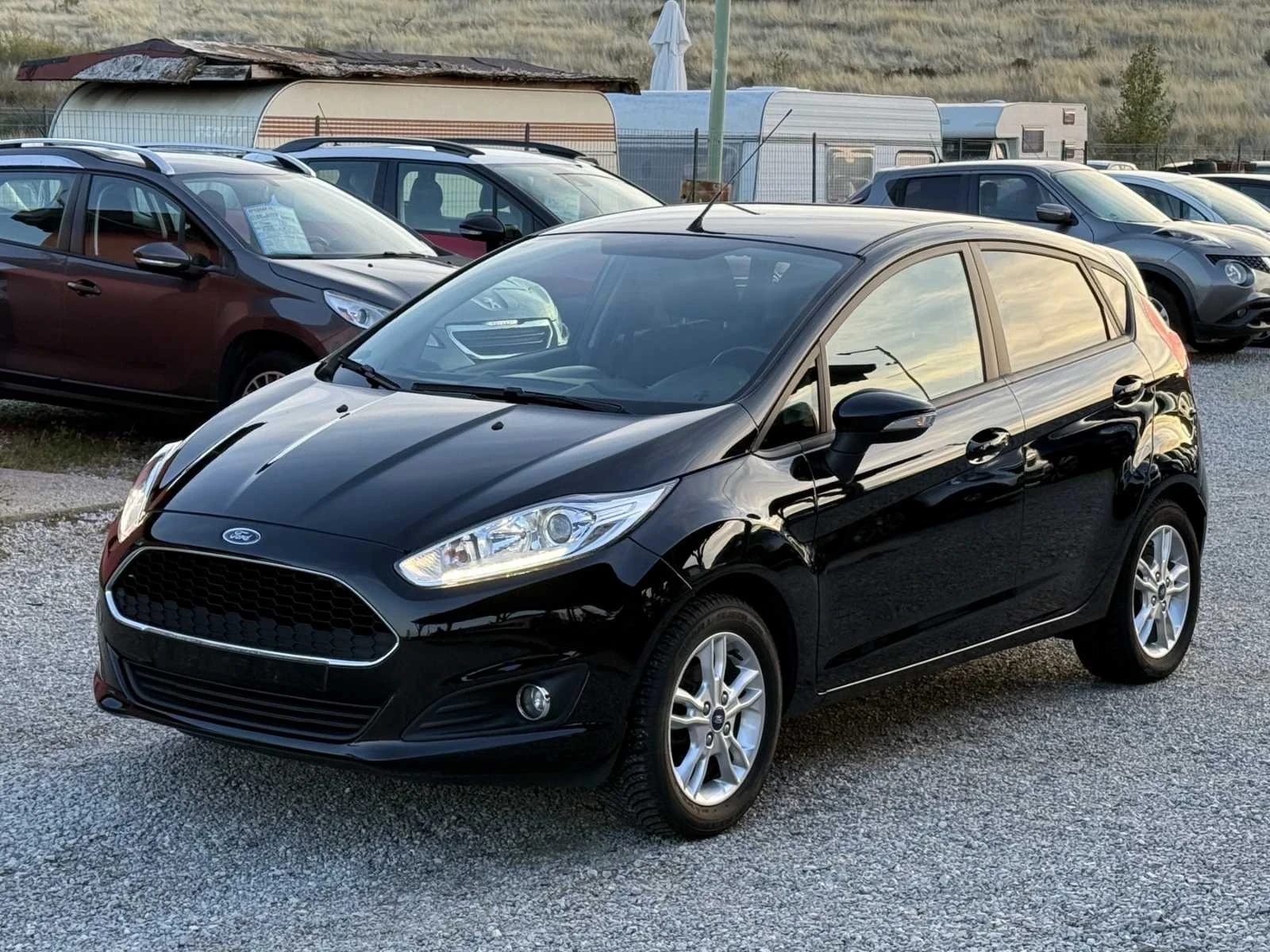 Ford Fiesta 1.0  80кс EURO 6B Топ състояние - изображение 3