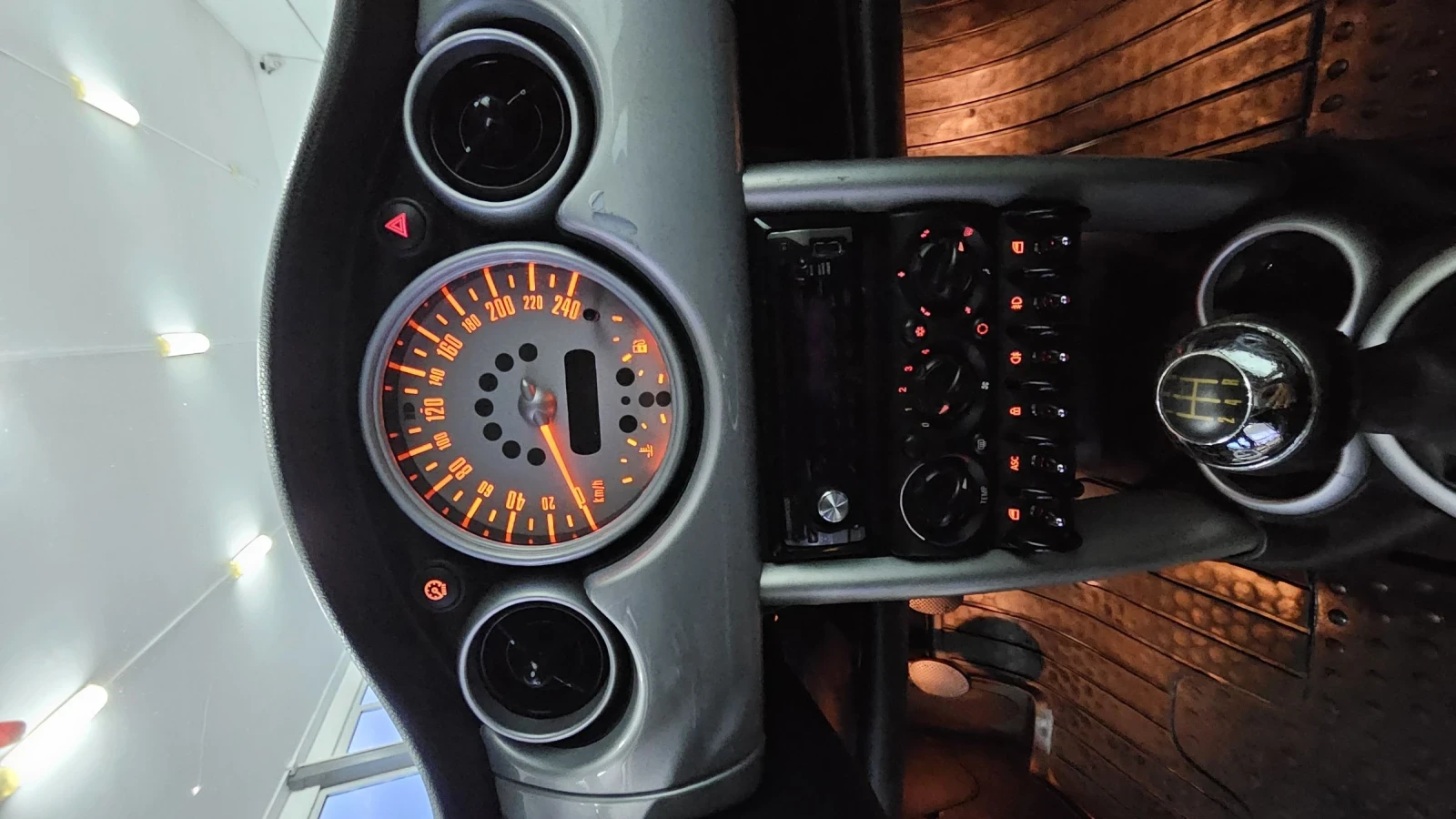 Mini Cooper 1.6i - изображение 10