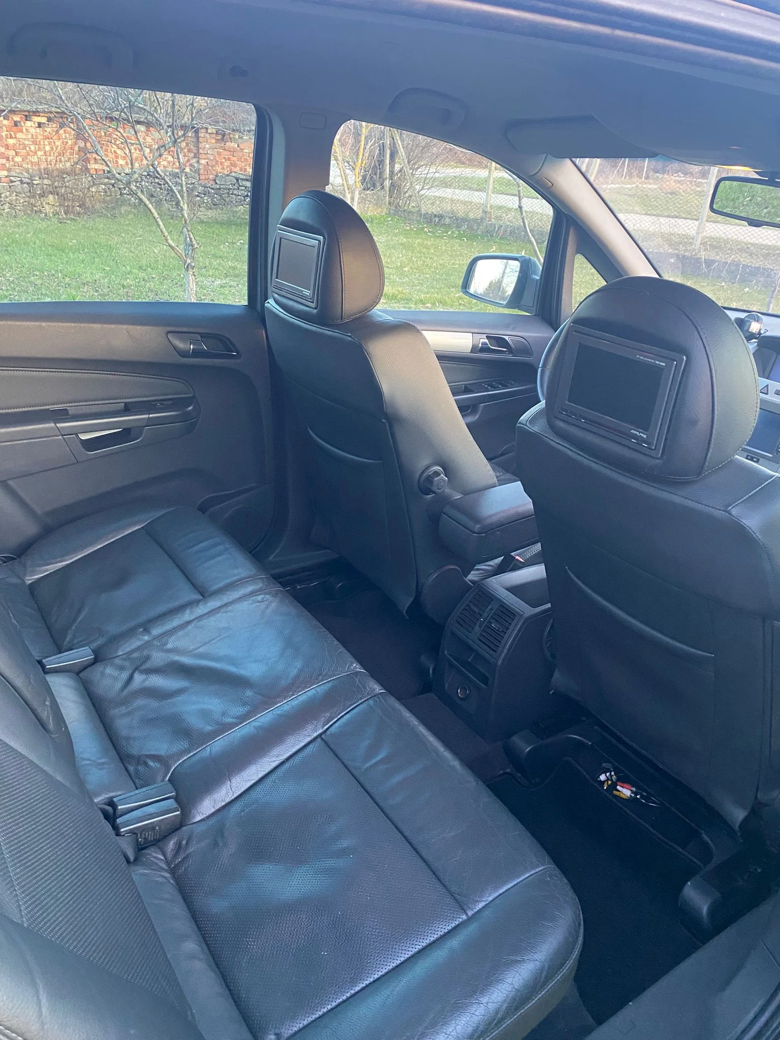 Opel Zafira, снимка 4 - Автомобили и джипове - 53890492