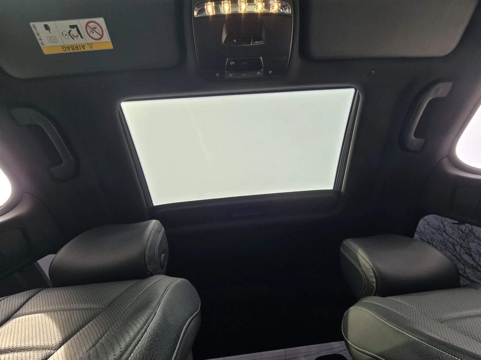 Mercedes-Benz CLS 400 FACELIFT - 4MATIC-AMG- Вакуум - FULL екстри, снимка 12 - Автомобили и джипове - 53946646