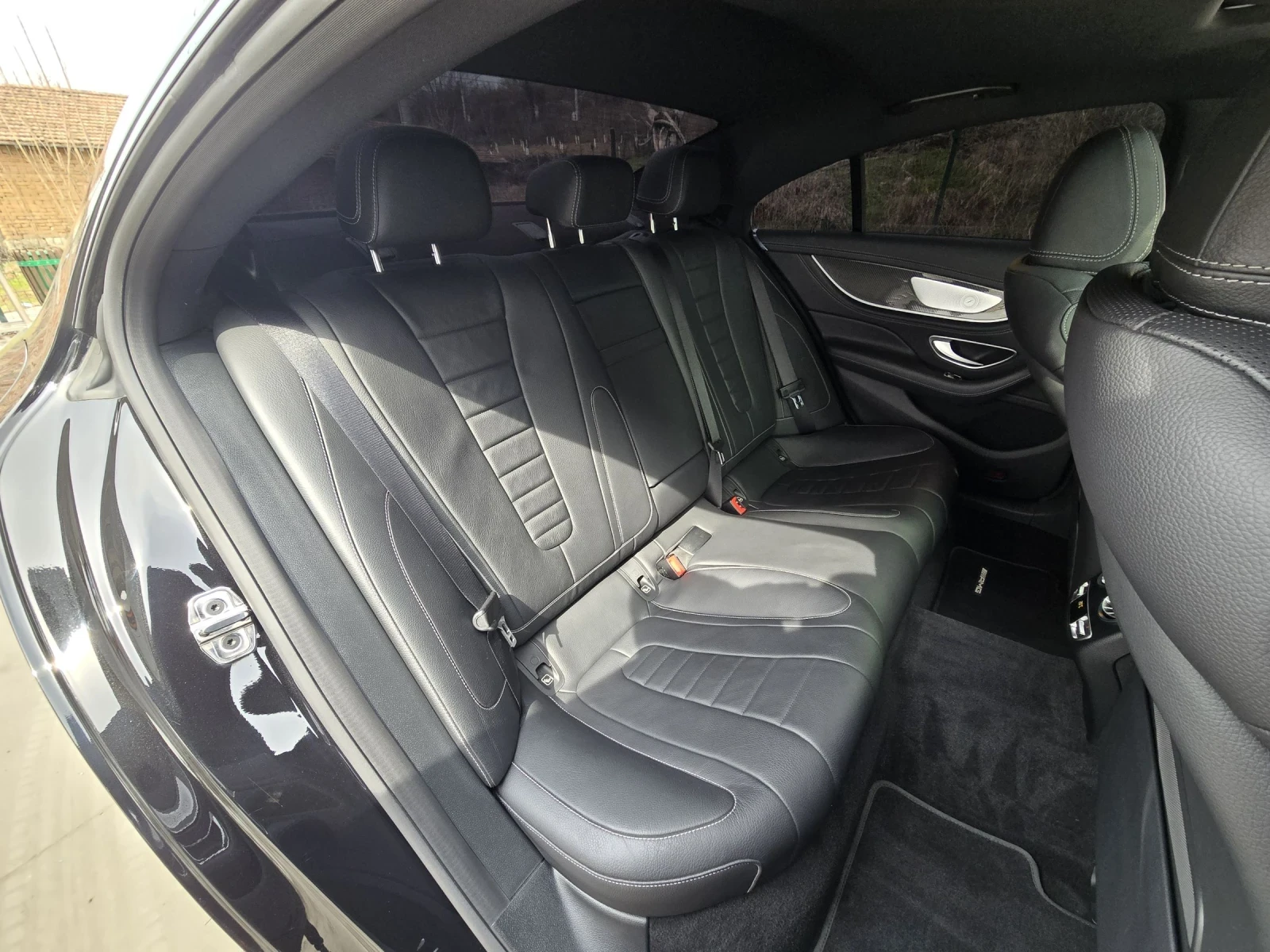 Mercedes-Benz CLS 400 FACELIFT - 4MATIC-AMG- Вакуум - FULL екстри, снимка 14 - Автомобили и джипове - 53946646