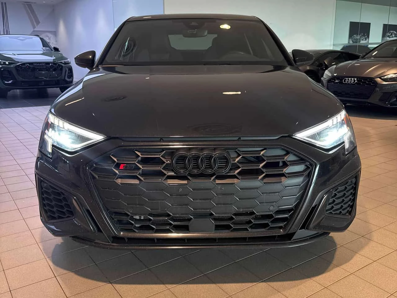 Audi S3 Technik/BLACK OPTICS PACK/DIAMOND STITCH, снимка 2 - Автомобили и джипове - 54235651