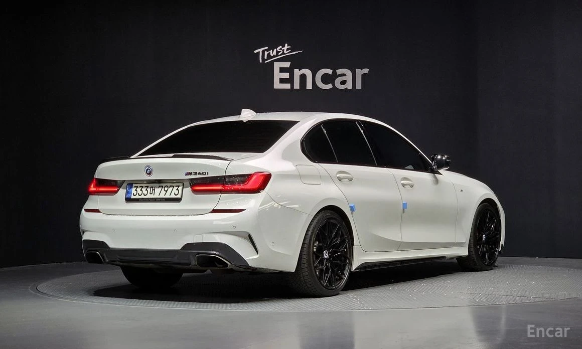 BMW 340 i HARMAN KARDON* DISTRONIC* HEAD-UP* 360 CAM* , снимка 3 - Автомобили и джипове - 54253654