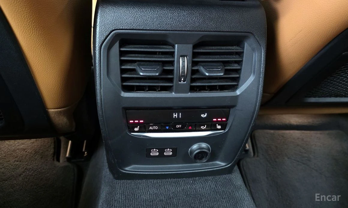 BMW 340 i HARMAN KARDON* DISTRONIC* HEAD-UP* 360 CAM* , снимка 16 - Автомобили и джипове - 54253654