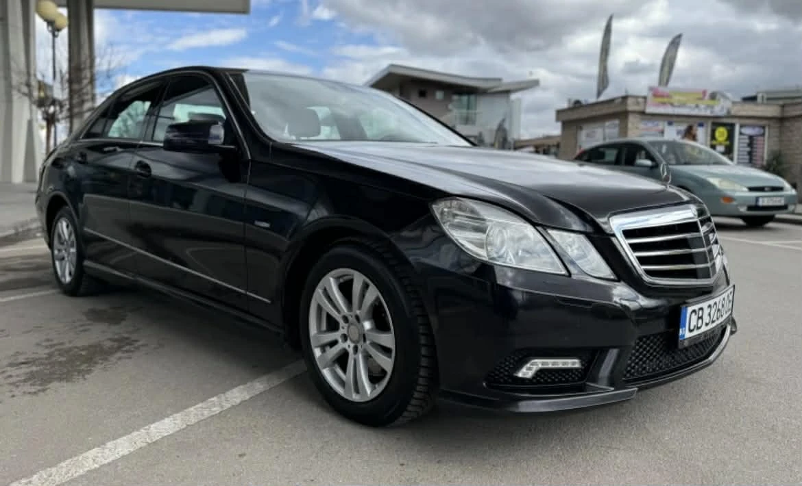Mercedes-Benz E 250 2.5, снимка 3 - Автомобили и джипове - 54381716