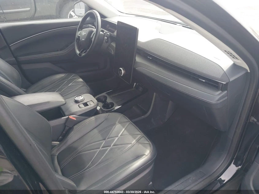 Ford Mustang Mach-E Select, снимка 5 - Автомобили и джипове - 54419086