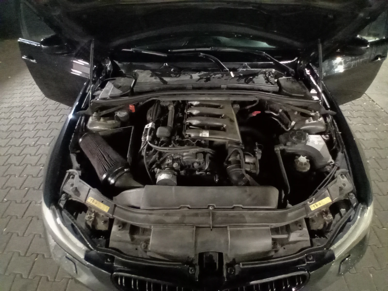 BMW 335 e91, снимка 17 - Автомобили и джипове - 54486844