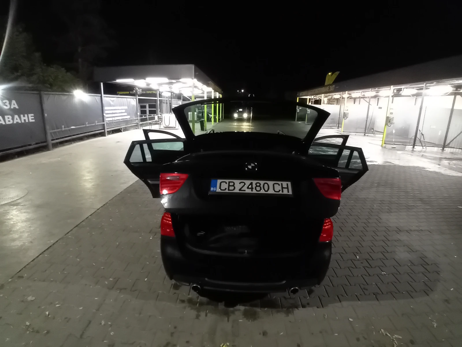 BMW 335 e91, снимка 7 - Автомобили и джипове - 54486844