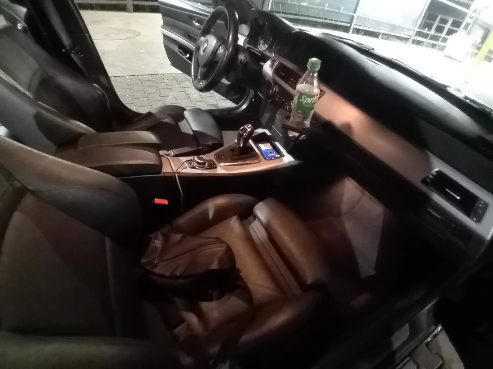 BMW 335 e91, снимка 16 - Автомобили и джипове - 54486844