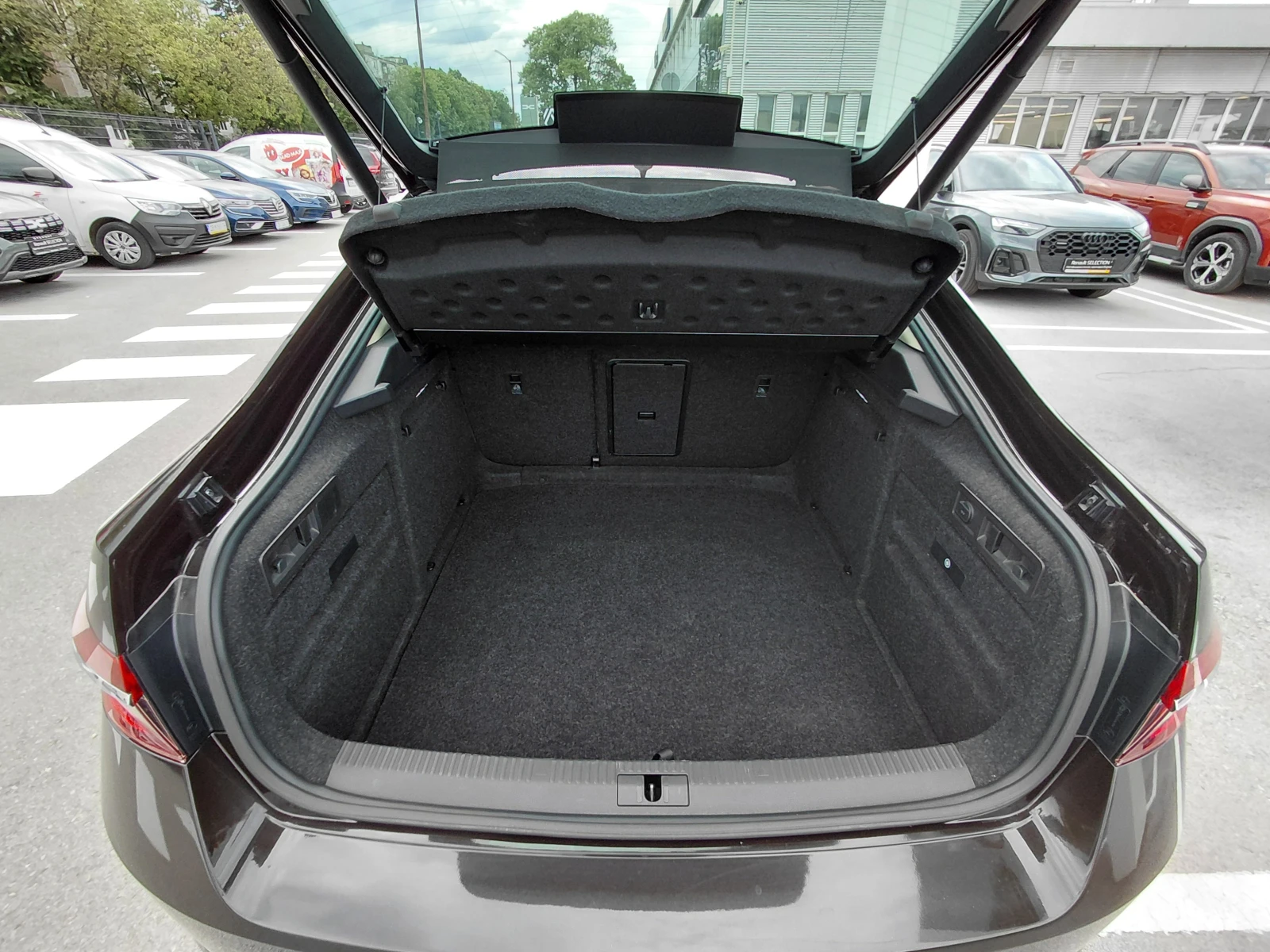Skoda Superb 2.0TDI/200�.�/DSG/4x4/L&K | Mobile.bg � ����������� 15