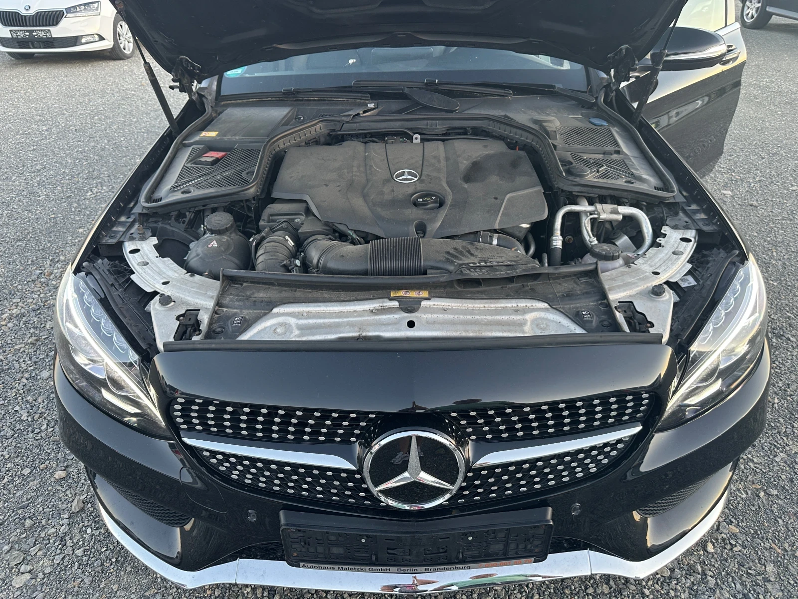 Mercedes-Benz C 220 2xAMG PACK* 2.2CDI* KEYLESS GO* BLIND SPOT, снимка 15 - Автомобили и джипове - 54683382