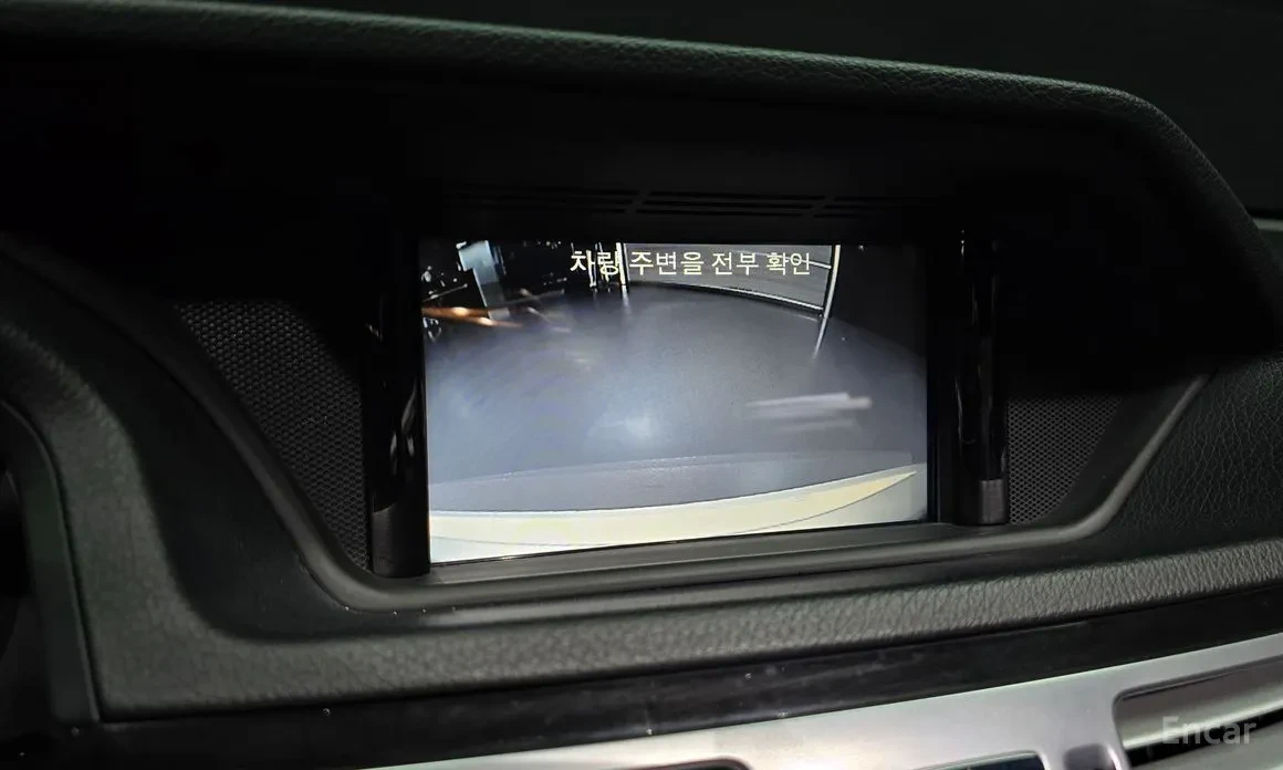 Mercedes-Benz E 220 BlueTEC Avantgarde Sport!!, снимка 16 - Автомобили и джипове - 55185475