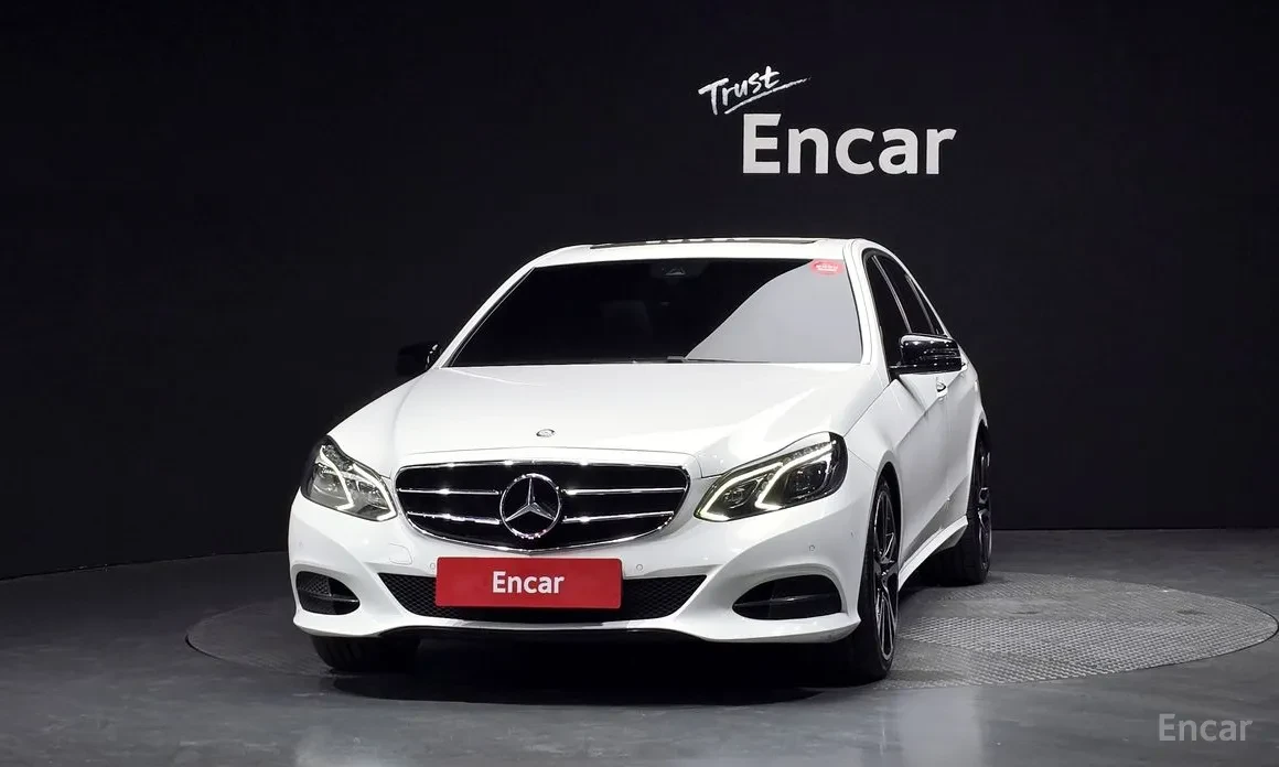 Mercedes-Benz E 220 BlueTEC Avantgarde Sport!!, снимка 3 - Автомобили и джипове - 55185475