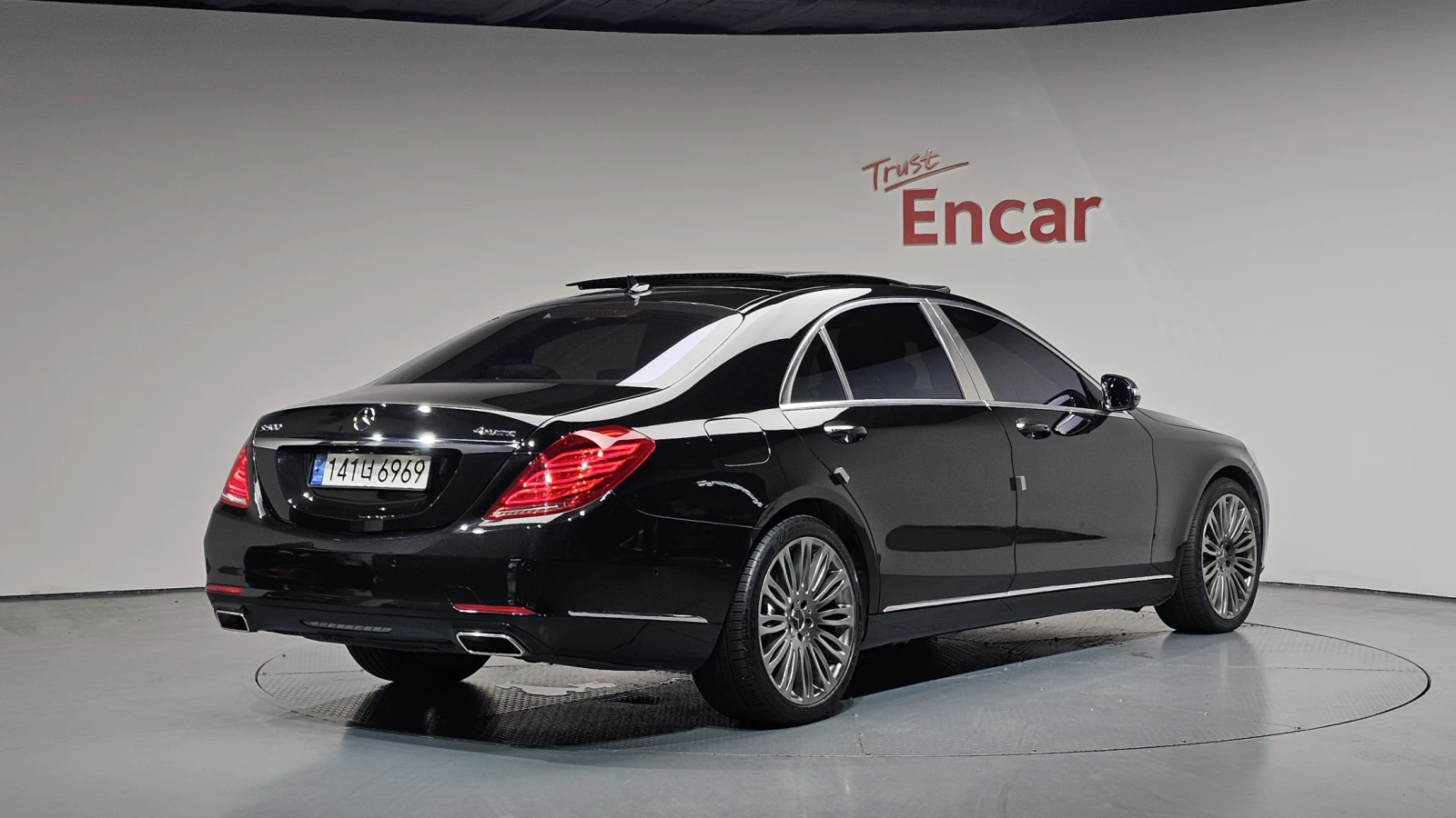Mercedes-Benz S 500 SOFT CLOSE* ОБДУХВАНЕ* 360* ЛЮК* КРАЙНА ЦЕНА, снимка 2 - Автомобили и джипове - 55435101