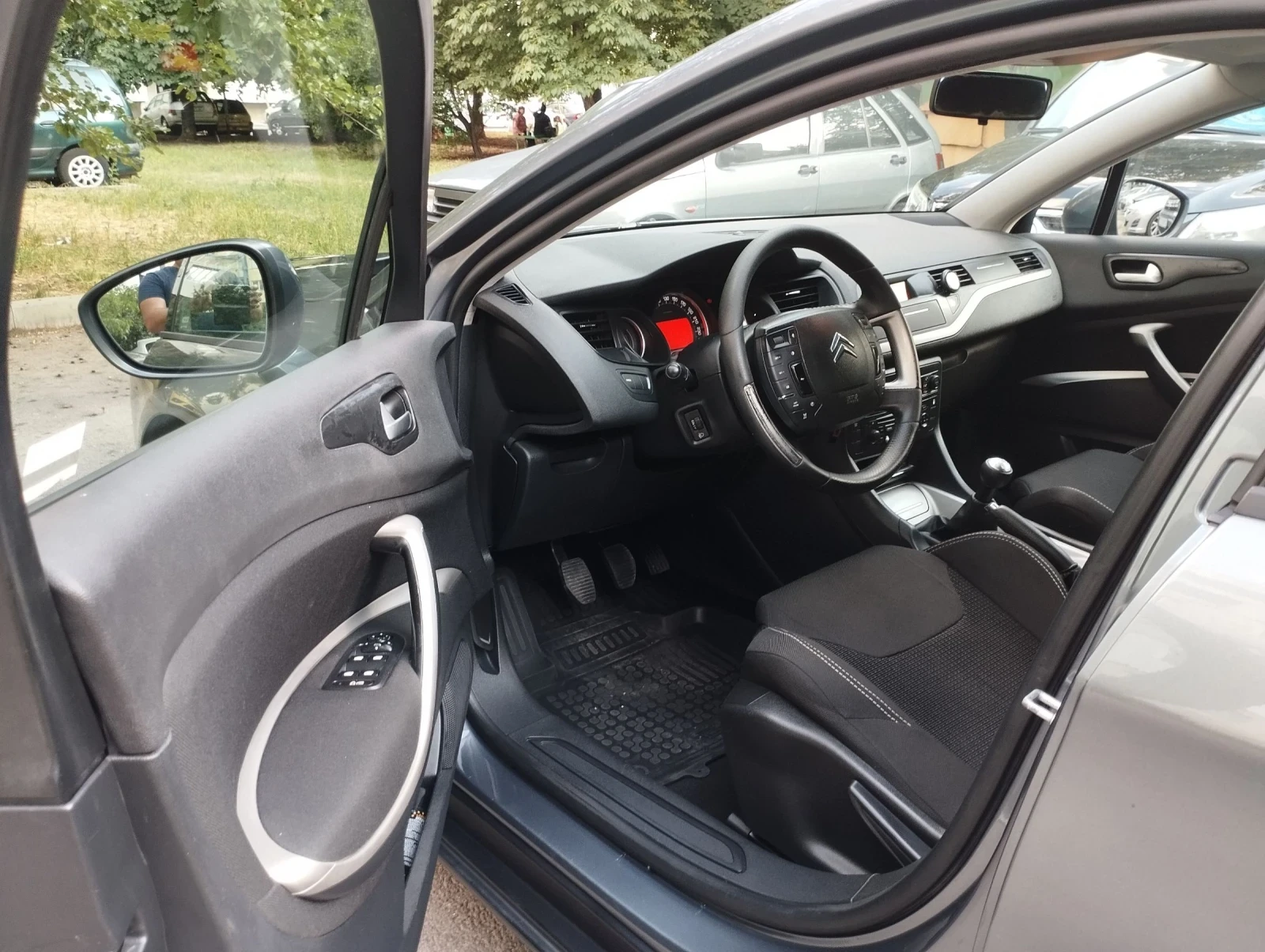 Citroen C5 1.6 хди, снимка 4 - Автомобили и джипове - 55458432