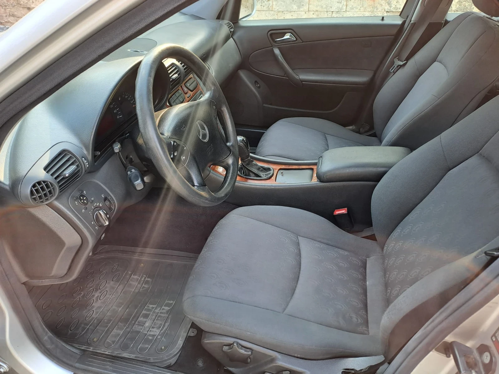 Mercedes-Benz C 220 150 к.с., снимка 6 - Автомобили и джипове - 55651847