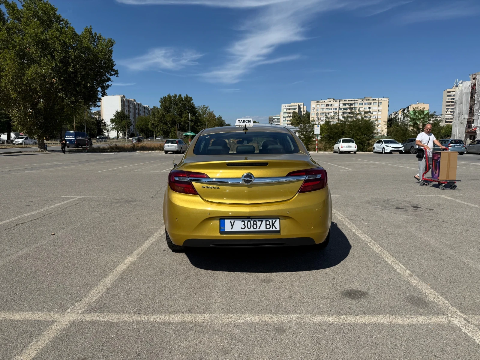 Opel Insignia 1.4i с фабрична газ, снимка 7 - Автомобили и джипове - 56129996