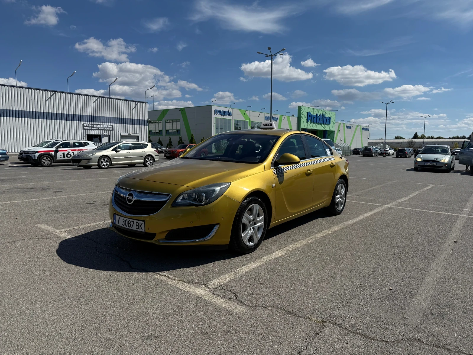 Opel Insignia 1.4i с фабрична газ, снимка 4 - Автомобили и джипове - 56129996