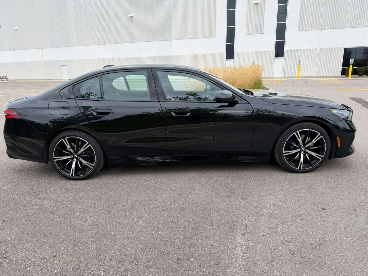 BMW 530 * 530i xDrive * CARFAX *  | Mobile.bg � ����������� 4