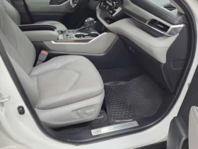 Toyota Highlander LIMITED AWD * ЛИЦЕНЗИРАН ПРОДАВАЧ* , снимка 13