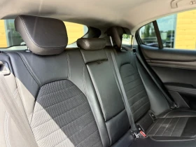Alfa Romeo Stelvio 2.2/209HP/EXECUTIVE/КАМЕРА/ЗИМНИ-ЛЕТНИ-ГУМИ/KLESS, снимка 14