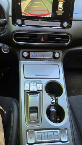Hyundai Kona 64KW /204HP/Термопомпа, снимка 11