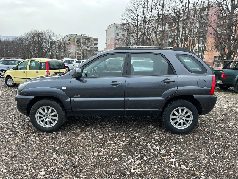 Kia Sportage 2.0CRDI 140kc 4x4, снимка 2 - Автомобили и джипове - 48545953