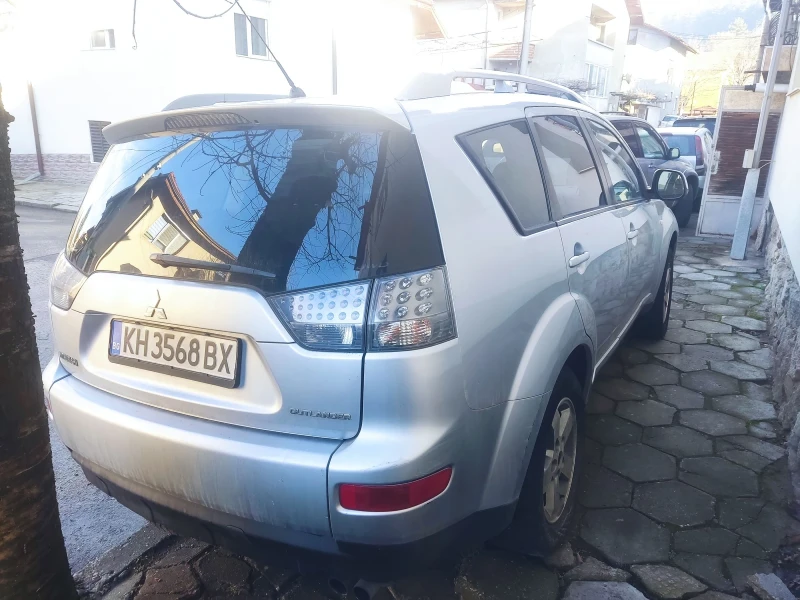 Mitsubishi Outlander, снимка 5 - Автомобили и джипове - 48844029