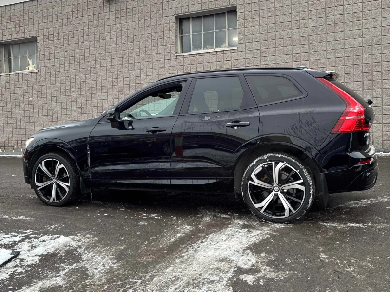 Volvo XC60 * * R-Design* * PANO* KEYLESS* H&K* * CAMERA* * , снимка 4 - Автомобили и джипове - 52691682