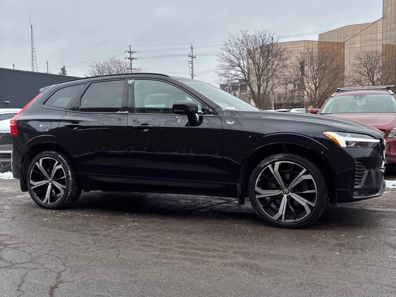 Volvo XC60 * * R-Design* * PANO* KEYLESS* H&K* * CAMERA* * , снимка 2 - Автомобили и джипове - 52691682