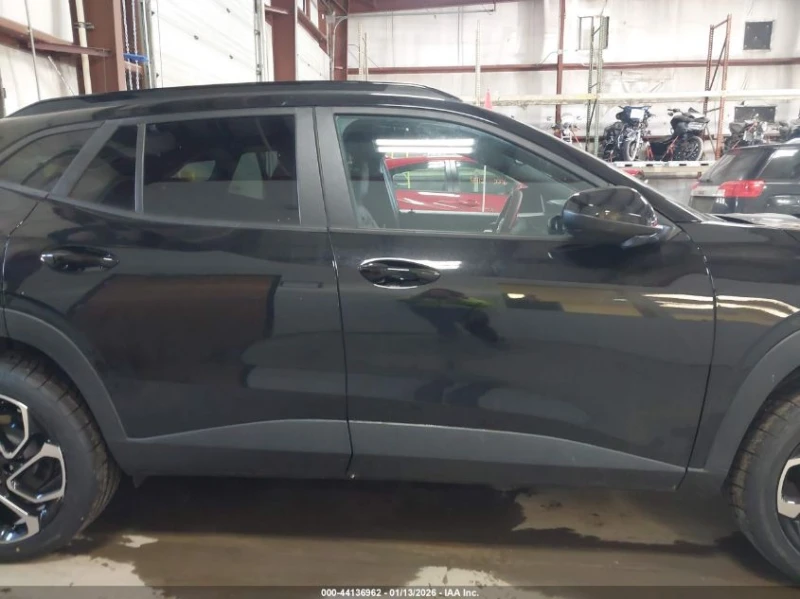 Chevrolet Trax 1.2l Fwd 2Rs, снимка 13 - Автомобили и джипове - 53586660