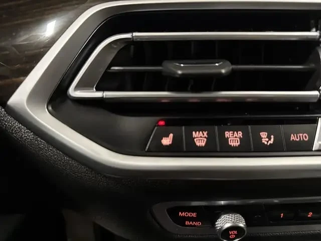 BMW X5 / xDrive40i / AWD / Premium Пакет / Панорама / , снимка 16 - Автомобили и джипове - 53361546