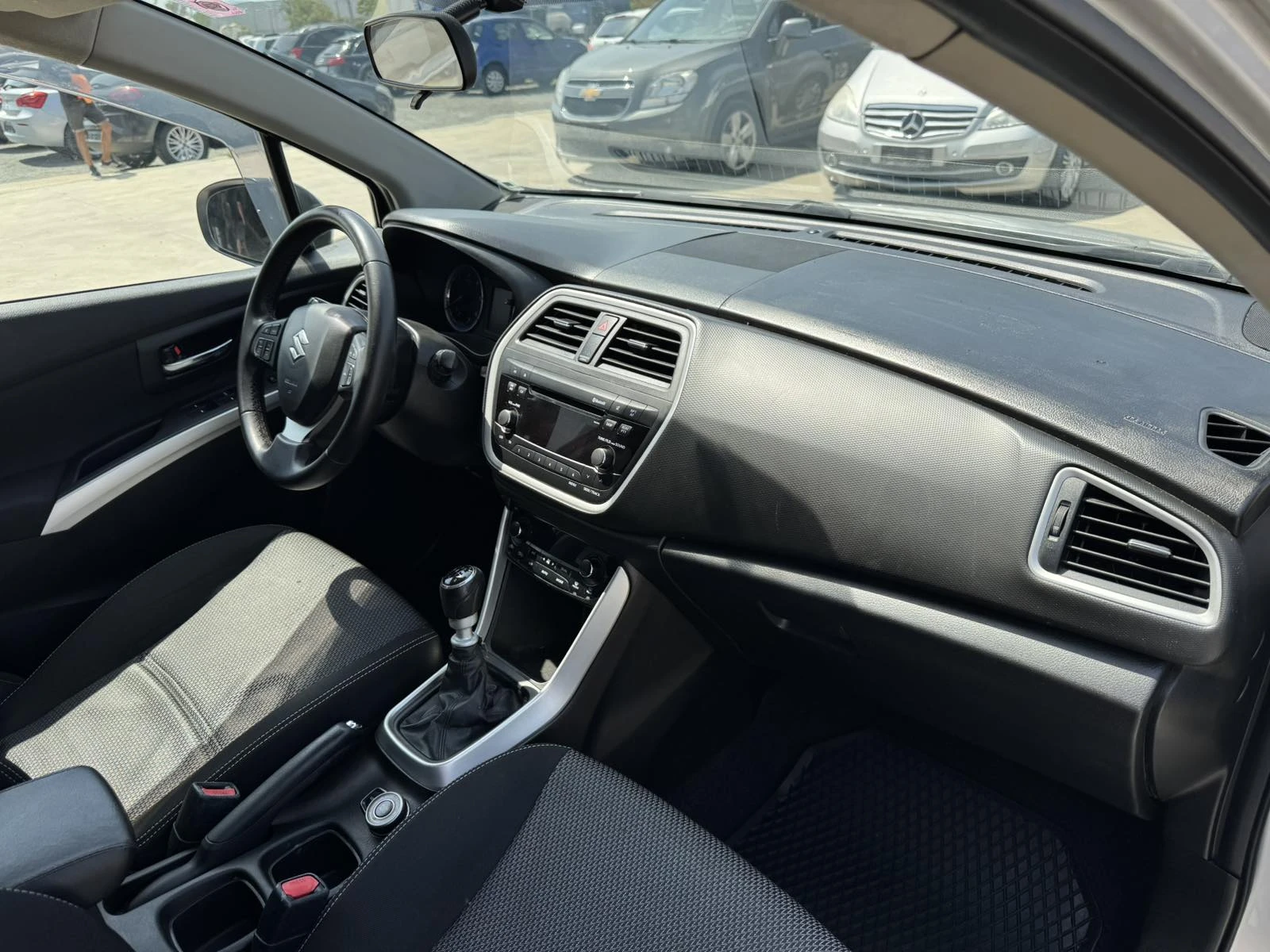 Suzuki SX4 S-Cross 1.6* 120ps* 4x4* Паркт* Климатроник - изображение 10