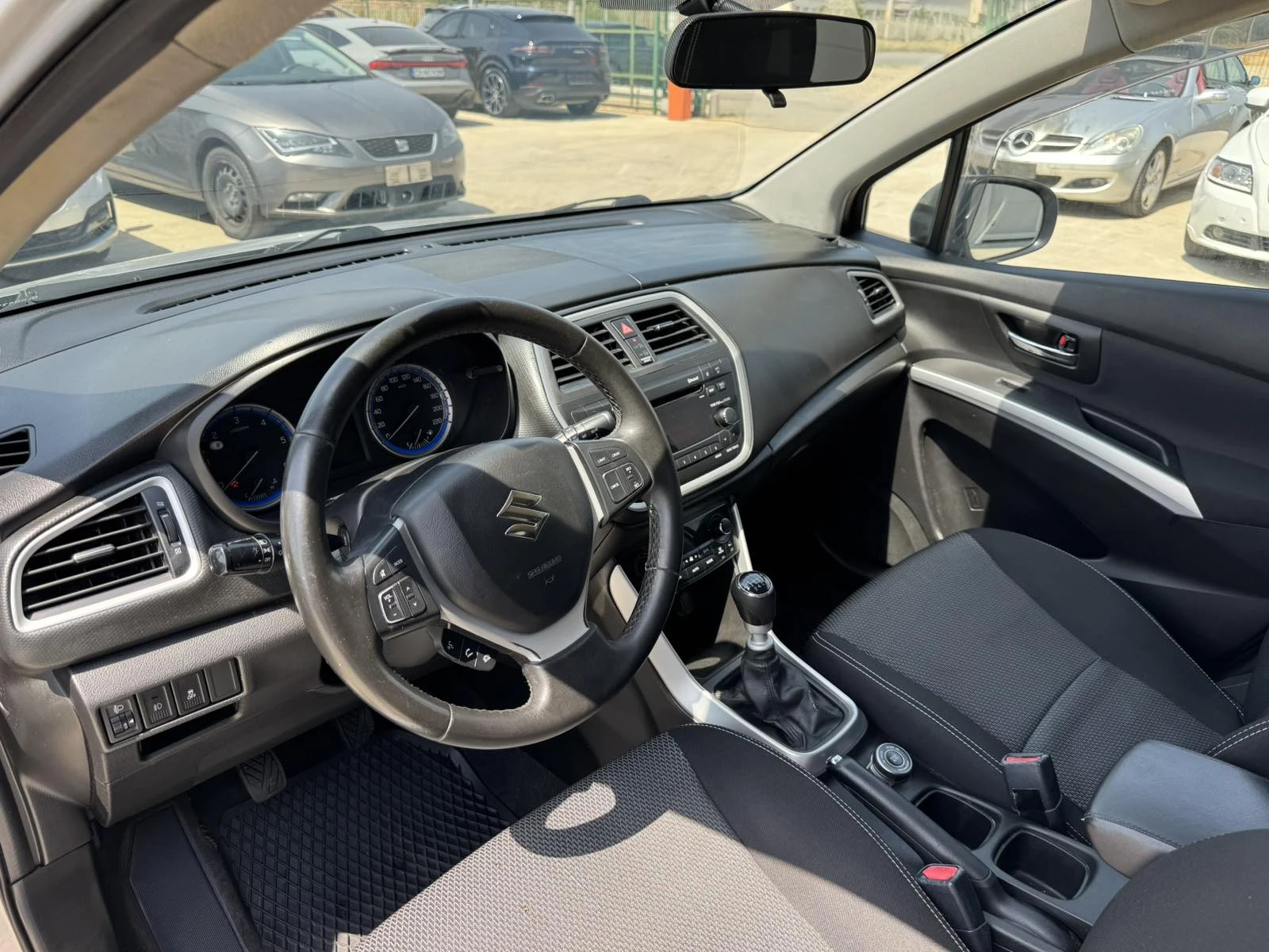 Suzuki SX4 S-Cross 1.6* 120ps* 4x4* Паркт* Климатроник - изображение 9