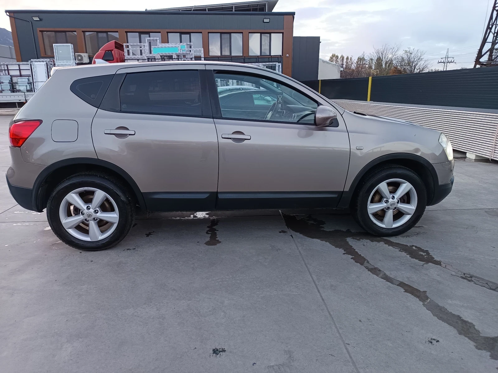 Nissan Qashqai 2.0 DCI panorama  - изображение 8