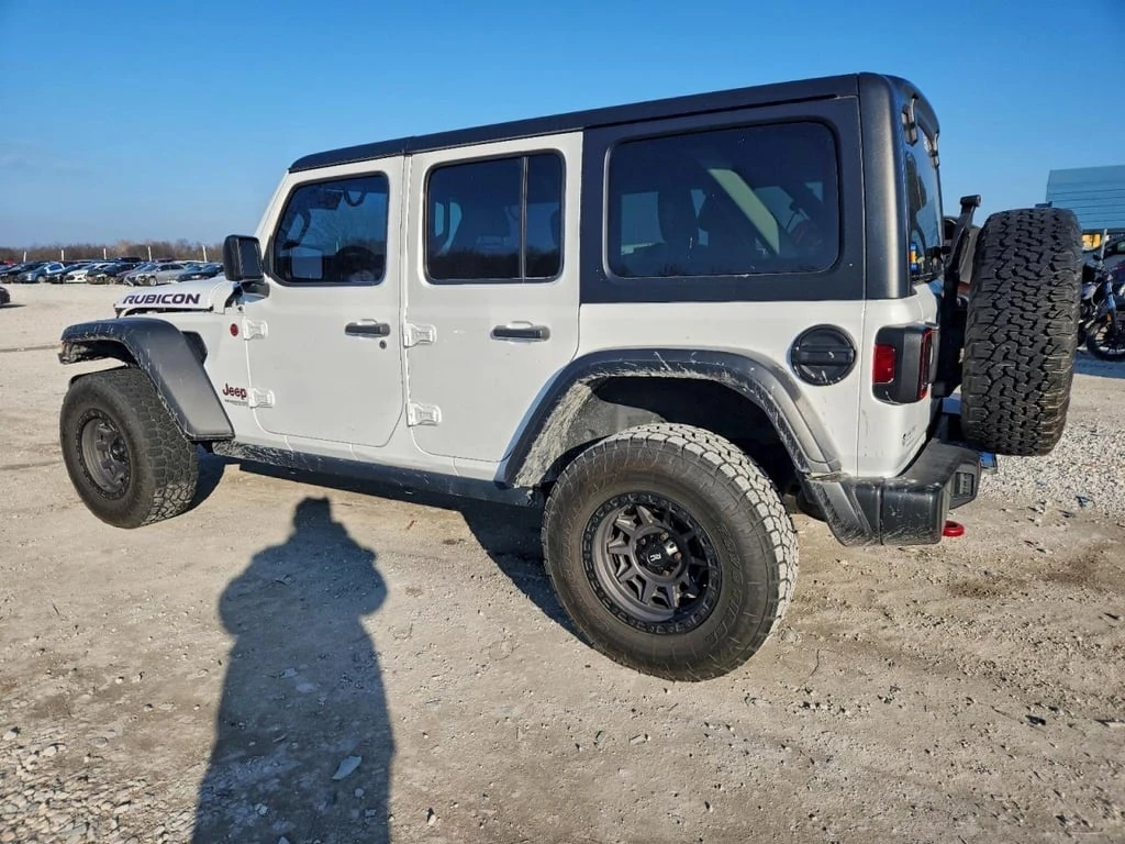 Jeep Wrangler 2021 JEEP WRANGLE * CARFAX * Клип на мотора - изображение 2