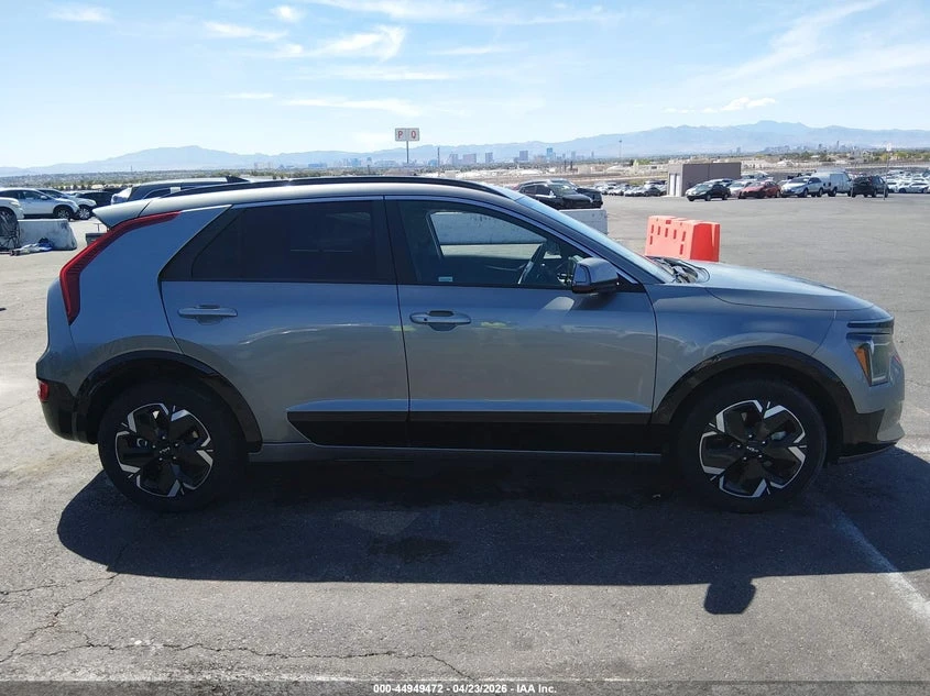 Kia Niro Ev Wind, снимка 13 - Автомобили и джипове - 54460483