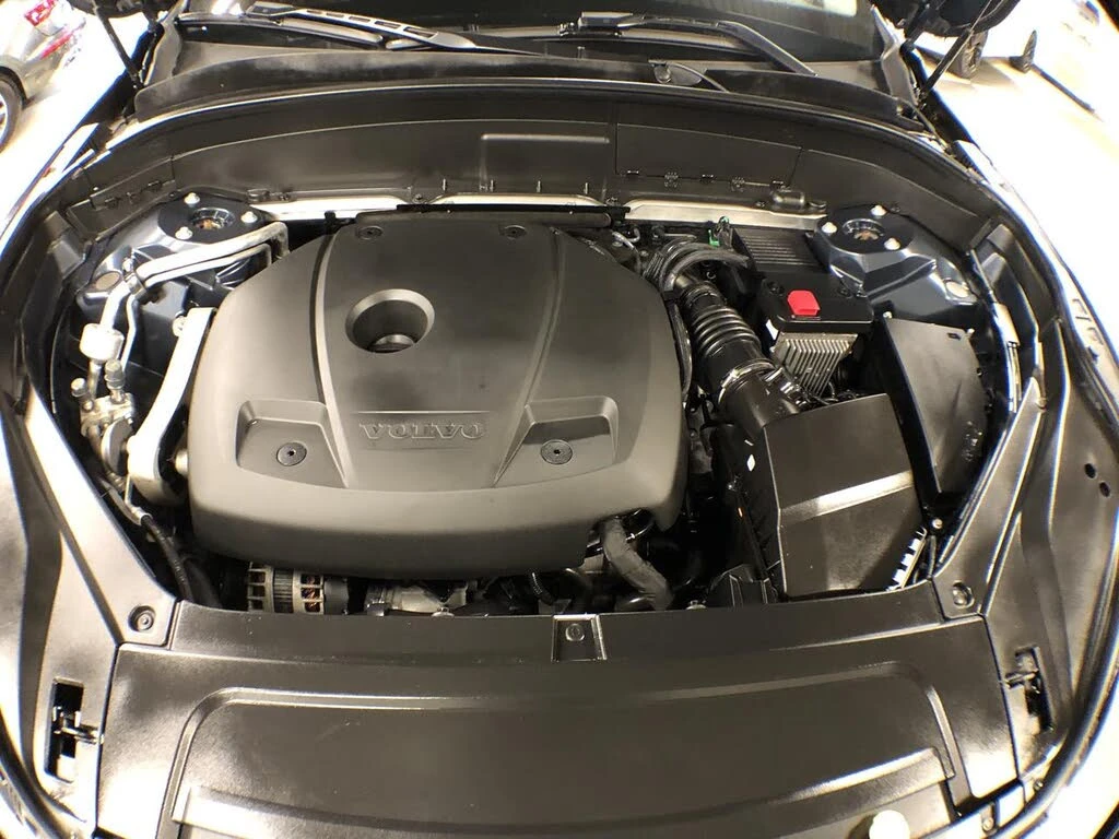 Volvo Xc90 T6* Momentum* 7-Passenger* АвтоКредит* (ЦЕНА ДО БГ, снимка 17 - Автомобили и джипове - 54899665