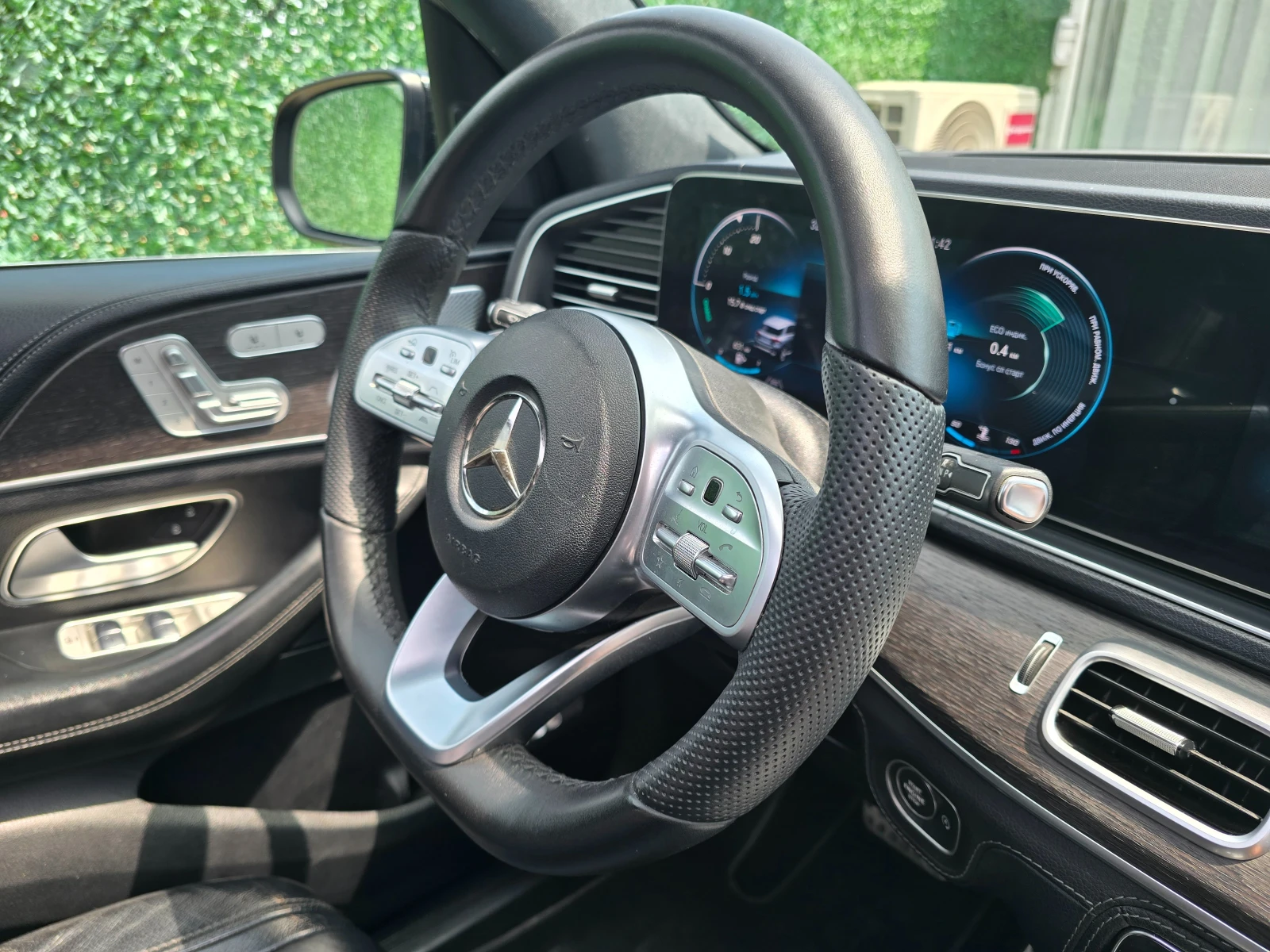 Mercedes-Benz GLE 400 AMG* , снимка 11 - Автомобили и джипове - 55139176