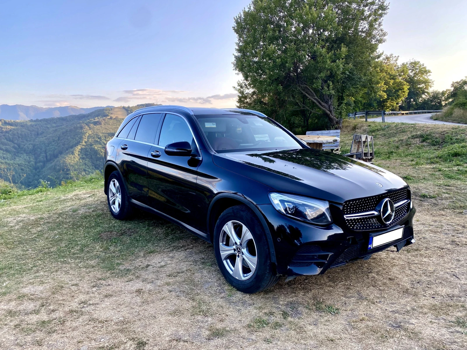 Mercedes-Benz GLC 300 4MATIC 360 CAM/PANORAMA/9G TRONIC, снимка 7 - Автомобили и джипове - 55679447