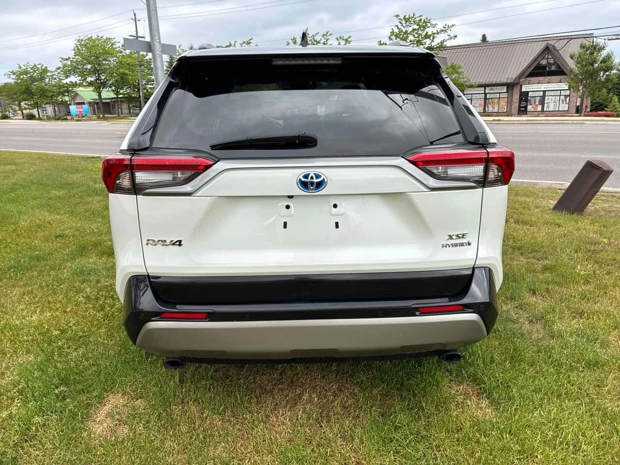 Toyota Rav4  Hybrid XSE / CARFAX / АВТОКРЕДИТ , снимка 4 - Автомобили и джипове - 55735054