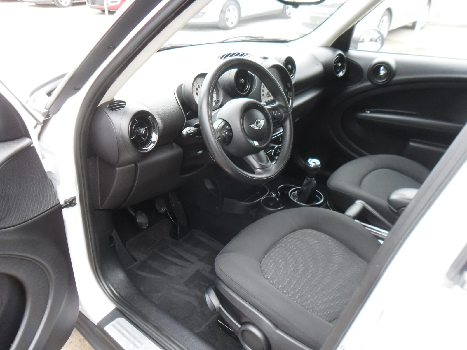 Mini Countryman 1, 6 D-ALL4-ТОП, снимка 11 - Автомобили и джипове - 56246609