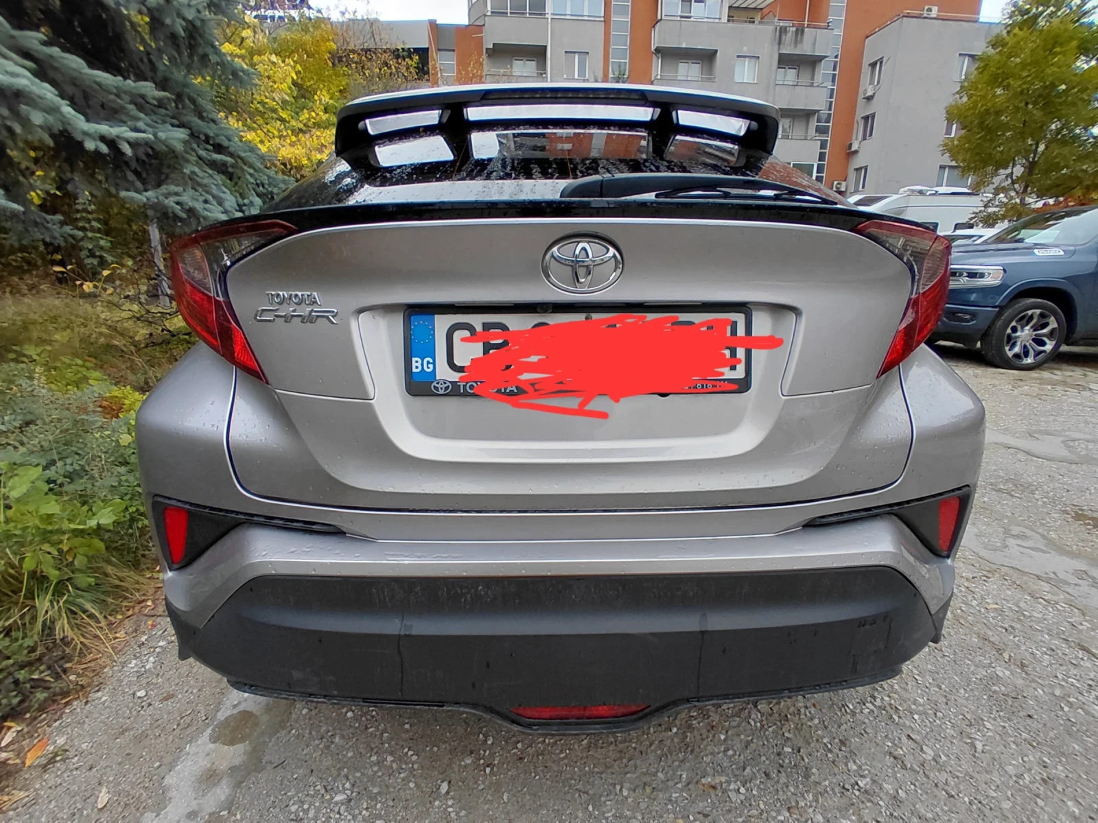 Toyota C-HR Бензин, снимка 3 - Автомобили и джипове - 56540153