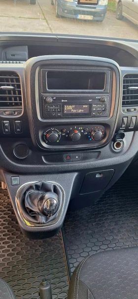 Opel Vivaro 1.6biturbo  9����� | Mobile.bg � ����� ������ 8