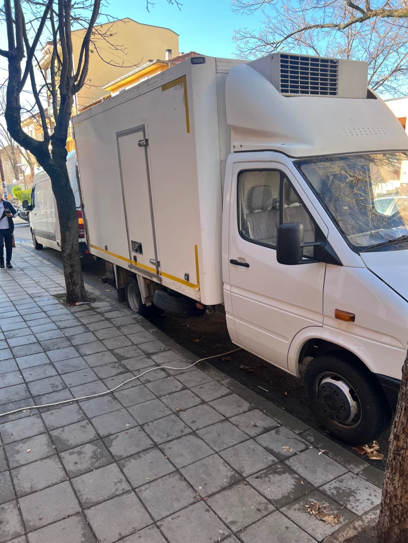 Mercedes-Benz Sprinter 412 Падащ борд, снимка 3 - Бусове и автобуси - 48281206