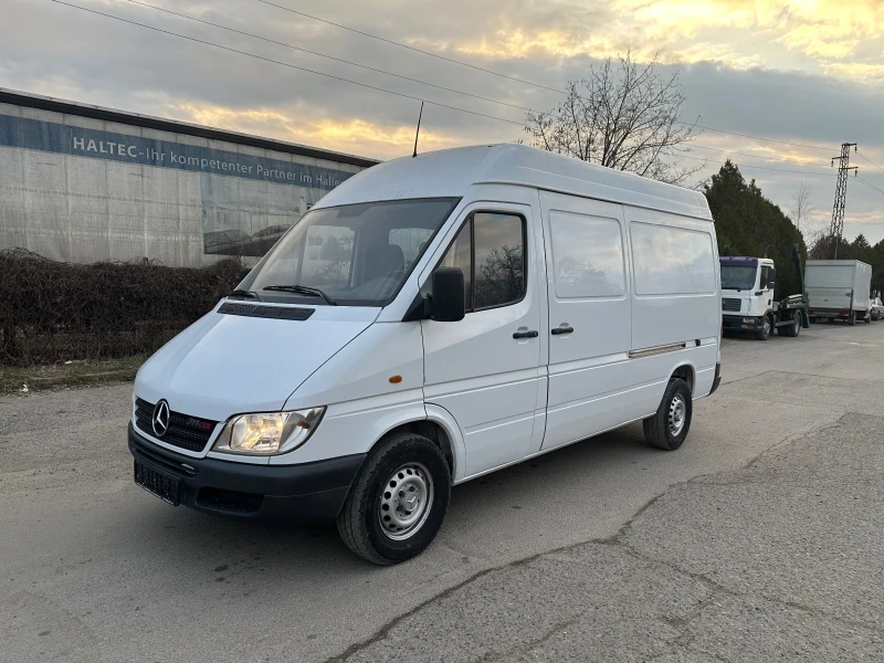 Mercedes-Benz Sprinter 311 Две странични врати* Топ състояние, снимка 1 - Бусове и автобуси - 49117372